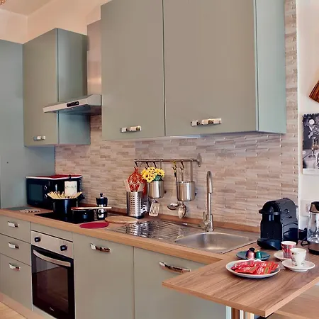 Joyful Escape Flat *