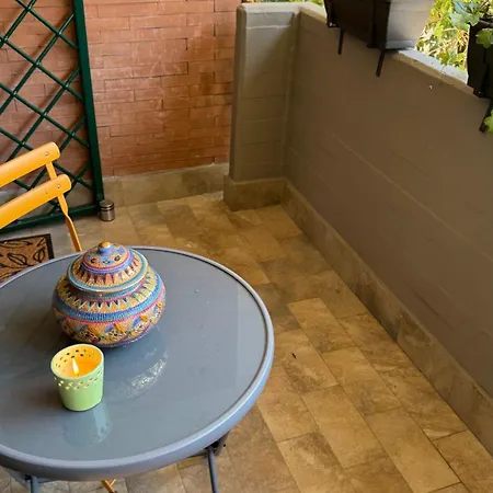 Joyful Escape Flat * Řím