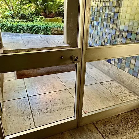 Joyful Escape Flat *